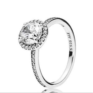 Classic elegance ring Pandora